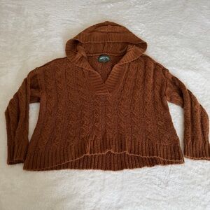 American Eagle Brown V Neck Hooded Cable Knit Sweater size Medium